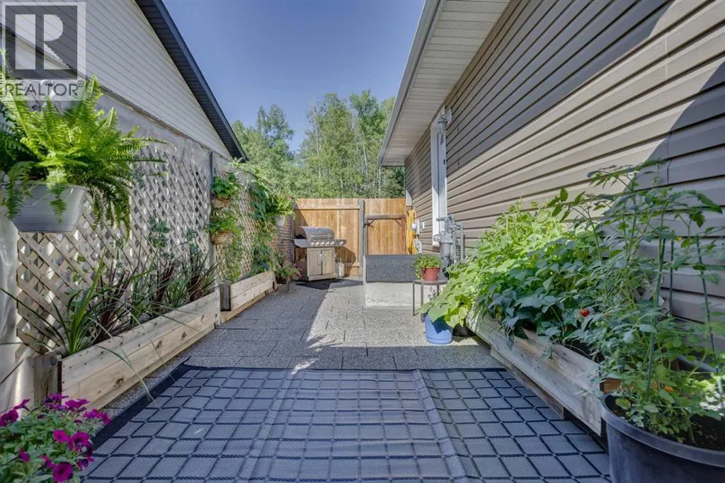 173 Hilltop Crescent