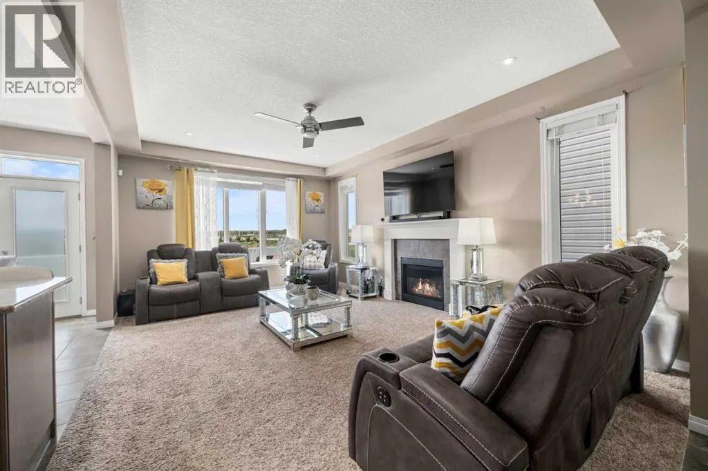 353 Windrow Crescent SW