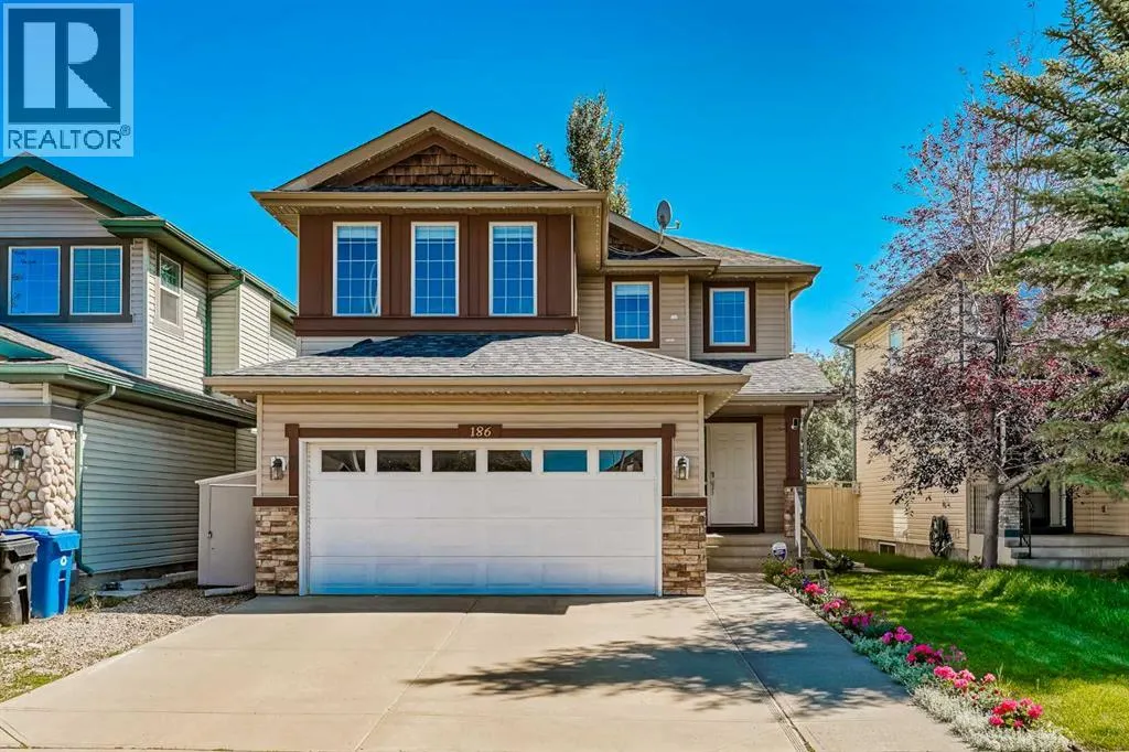 186 Everstone Drive SW