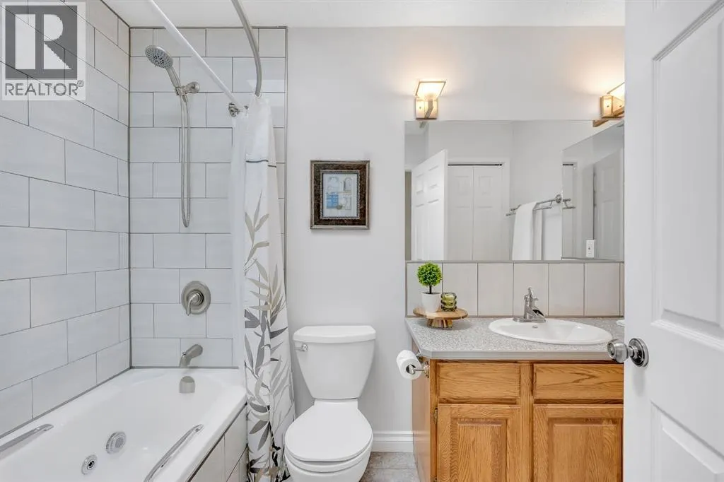 32 Rideau Close SW