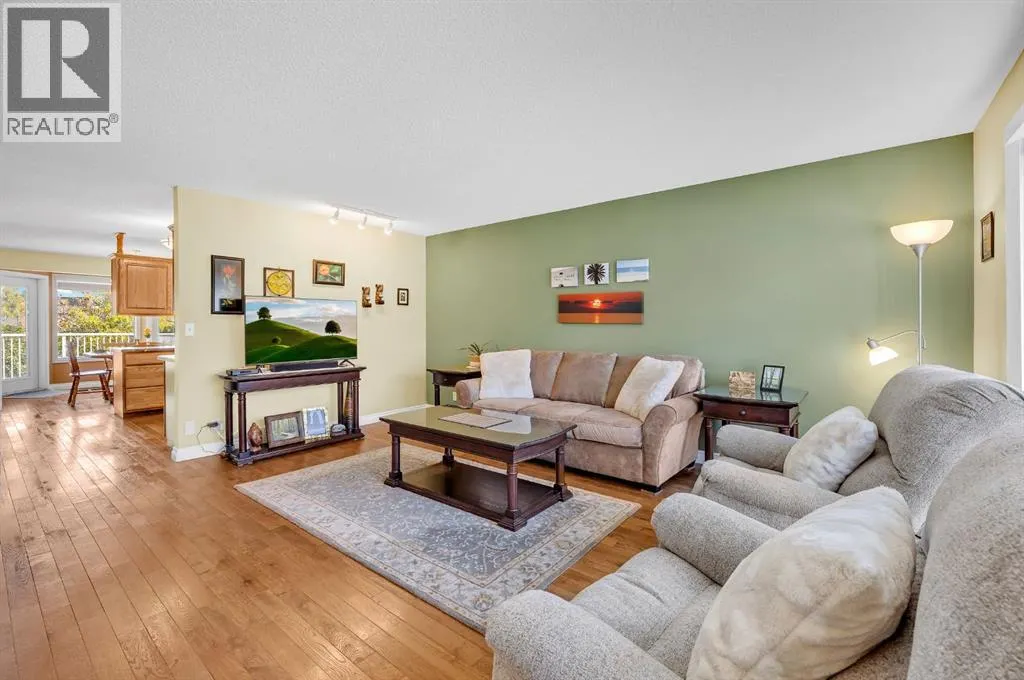 32 Rideau Close SW