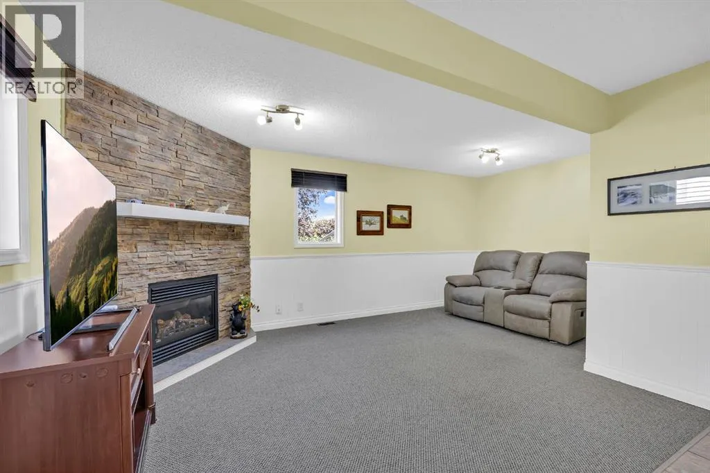 32 Rideau Close SW