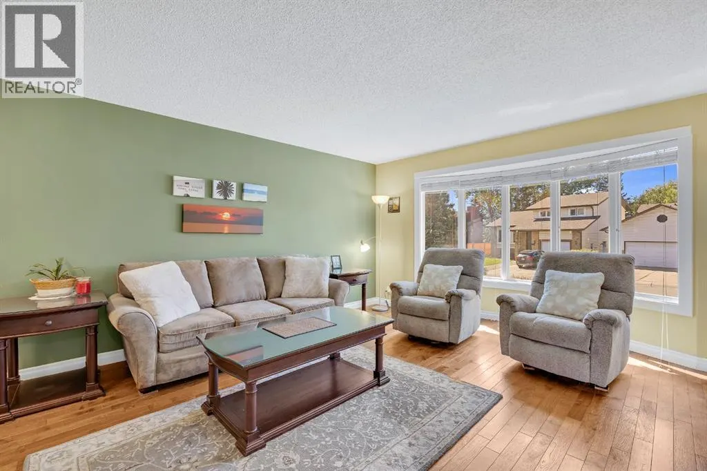 32 Rideau Close SW