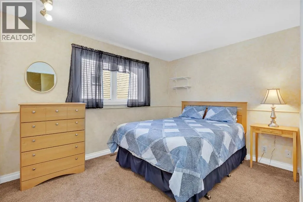 32 Rideau Close SW
