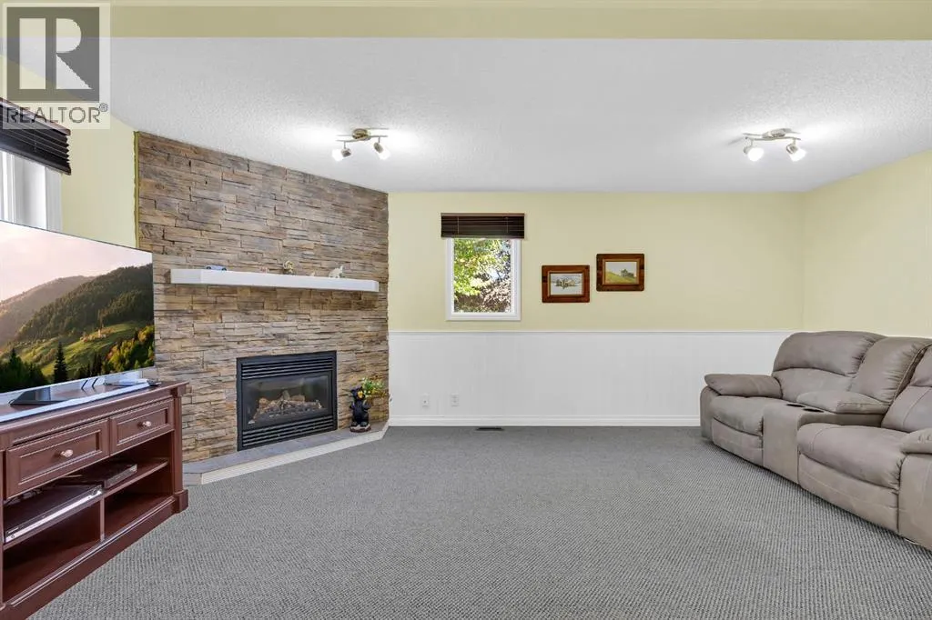 32 Rideau Close SW