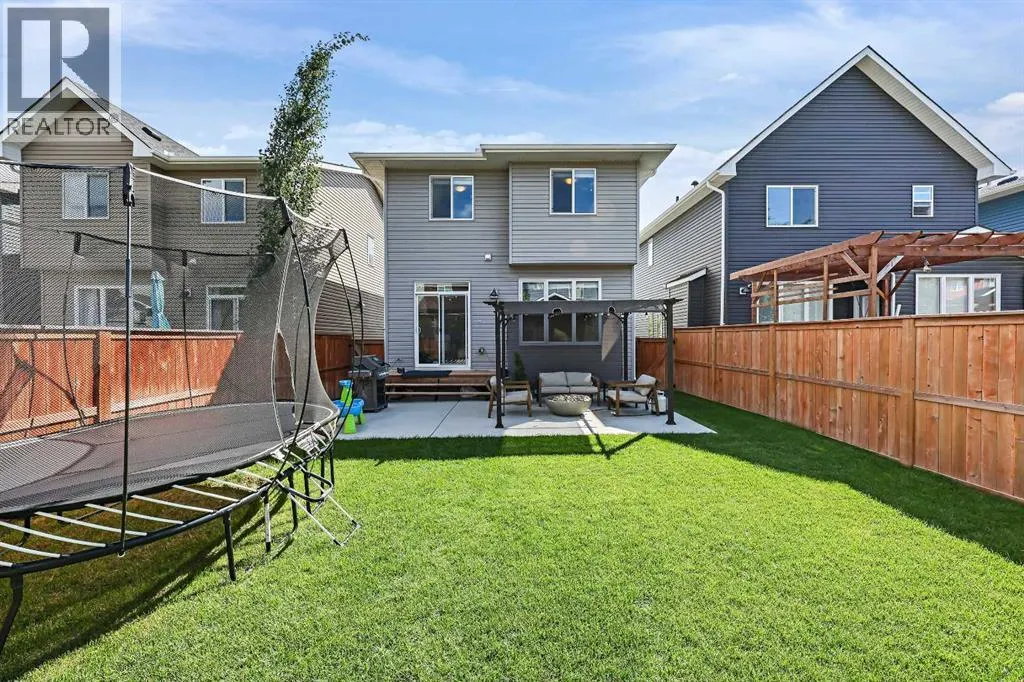115 Bayview Circle SW
