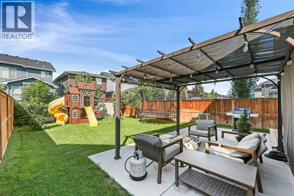 115 Bayview Circle SW