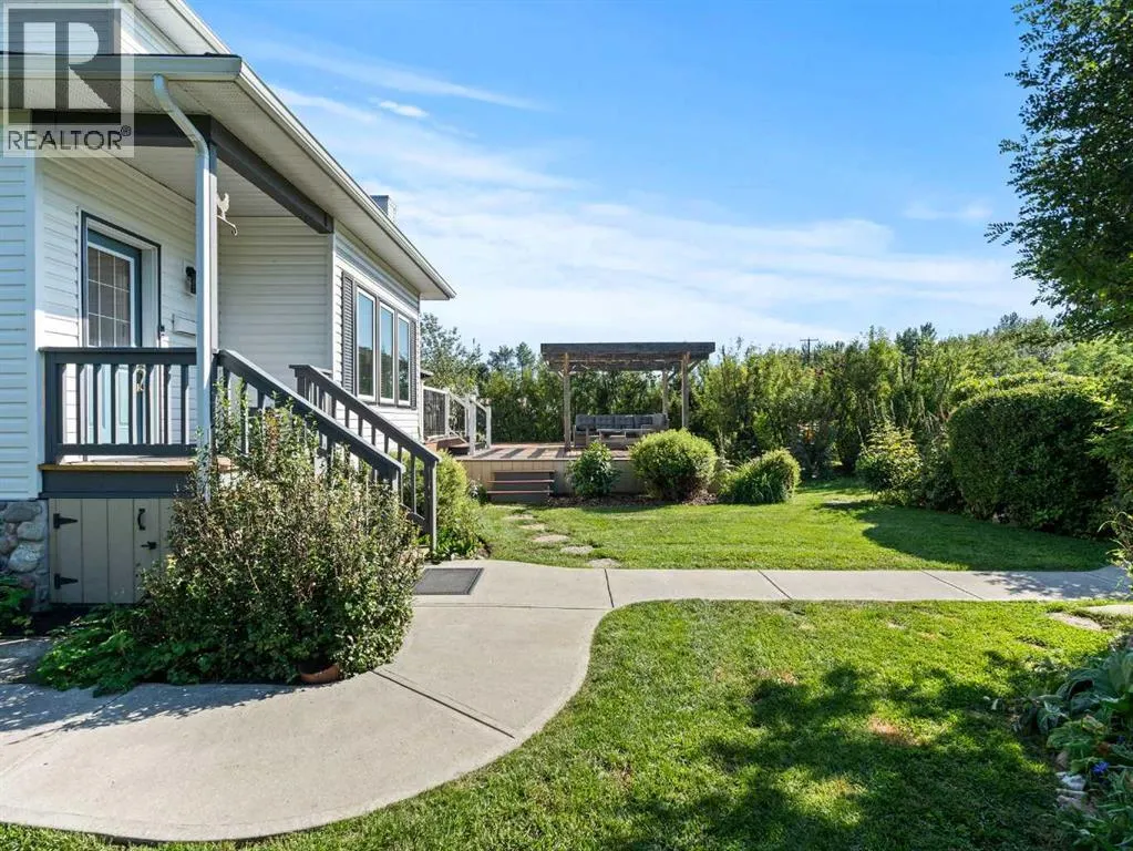 708 Calkins Place