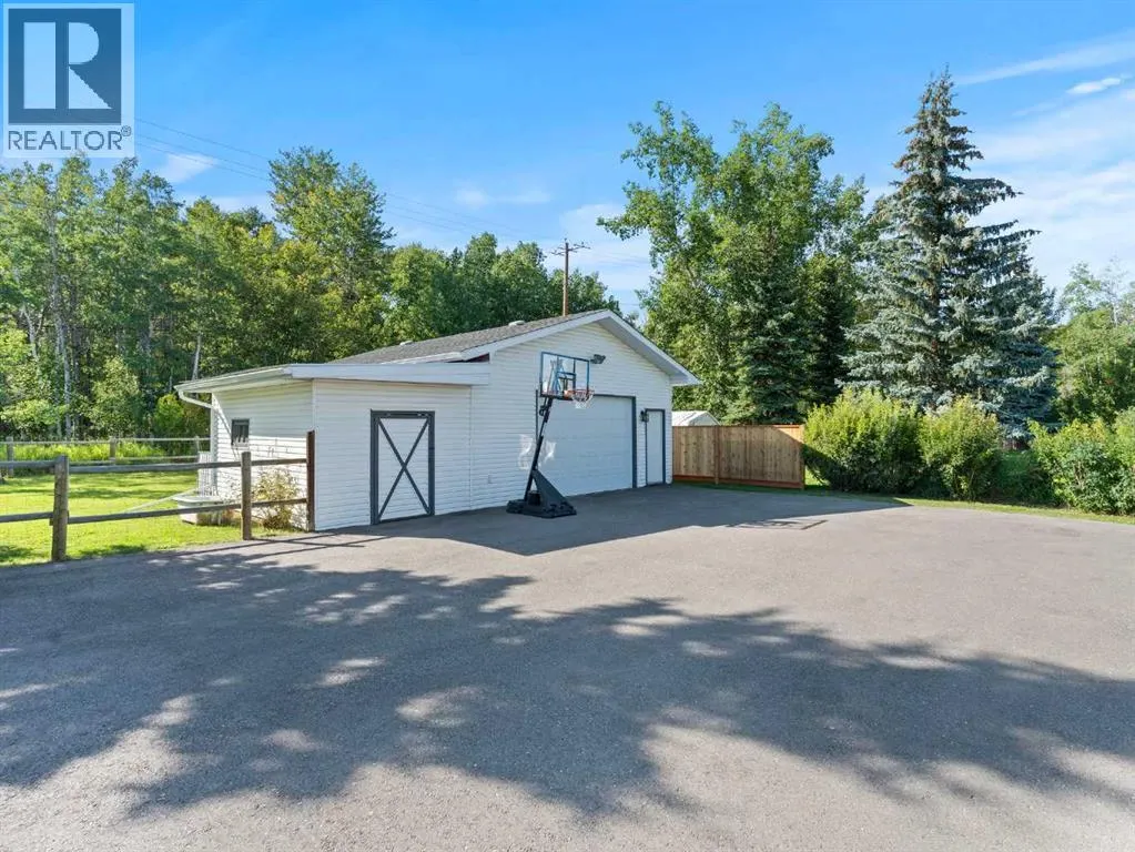708 Calkins Place
