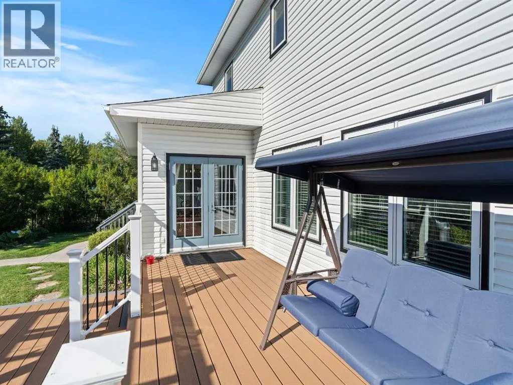 708 Calkins Place