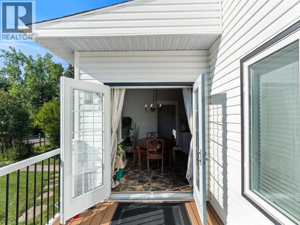 708 Calkins Place