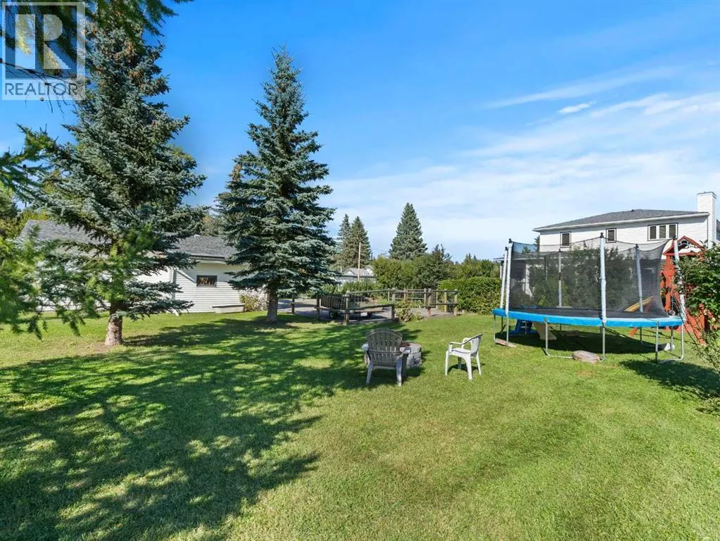 708 Calkins Place