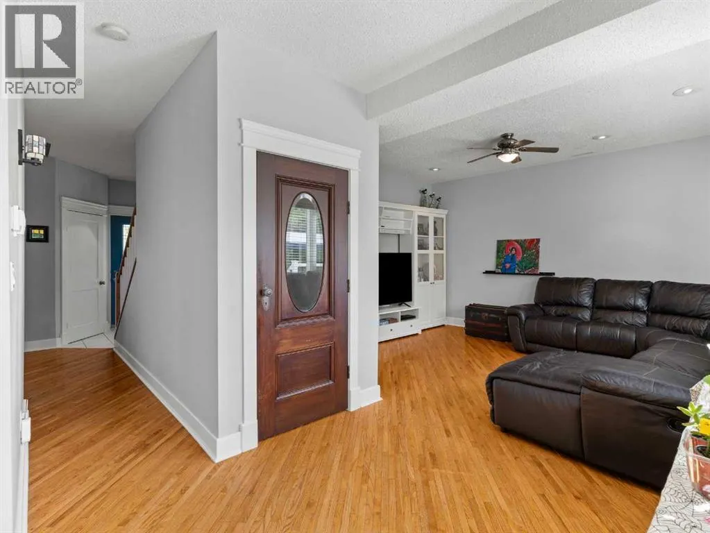 708 Calkins Place