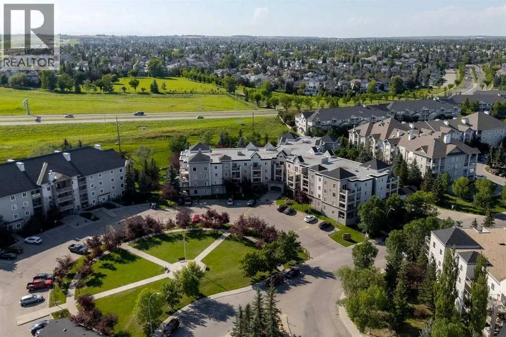 114, 6000 Somervale Court SW