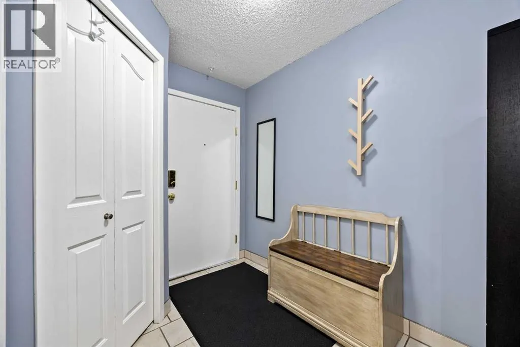 114, 6000 Somervale Court SW