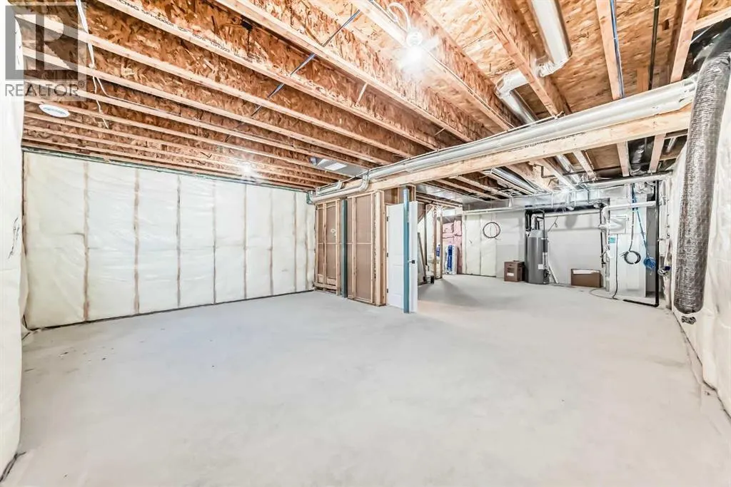 12 Magnolia Crescent SE