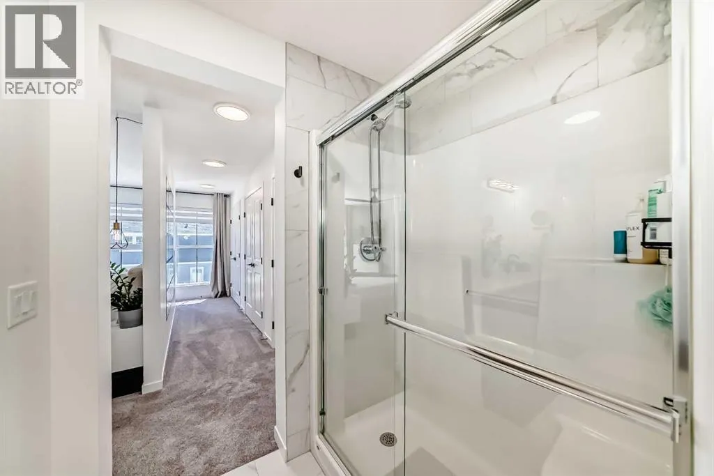 12 Magnolia Crescent SE