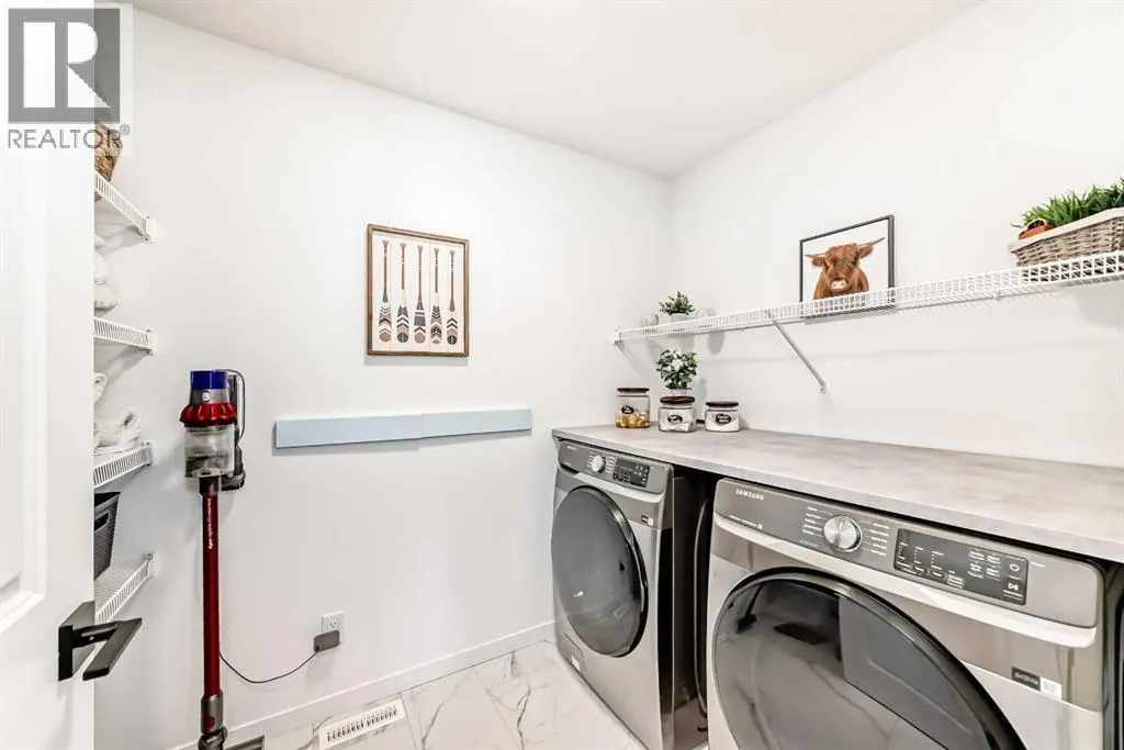 12 Magnolia Crescent SE