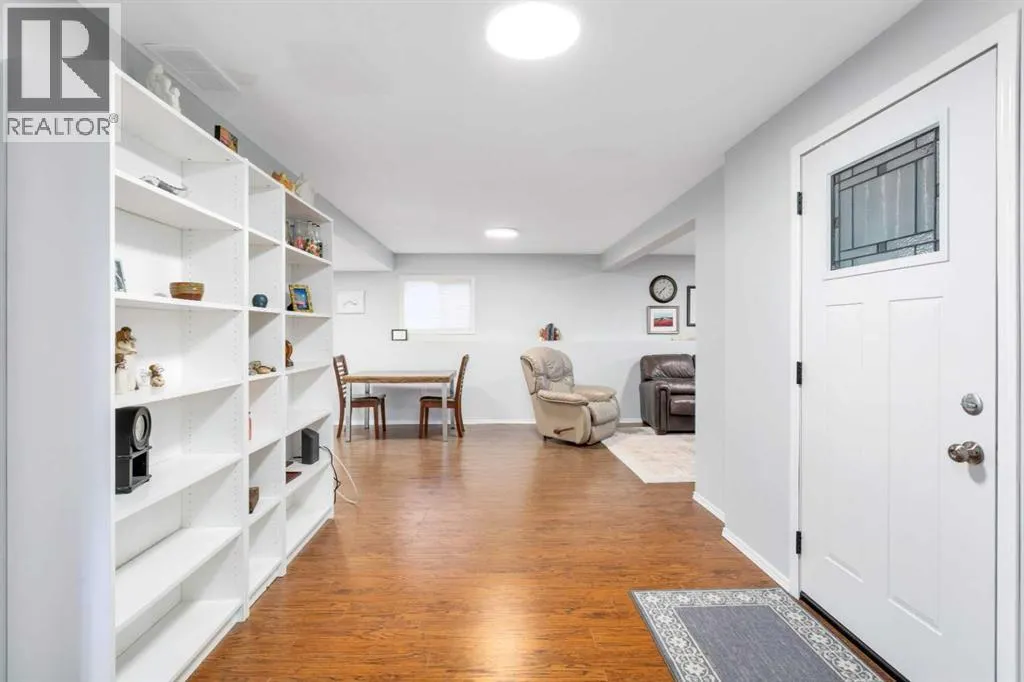 46 Lexington Close