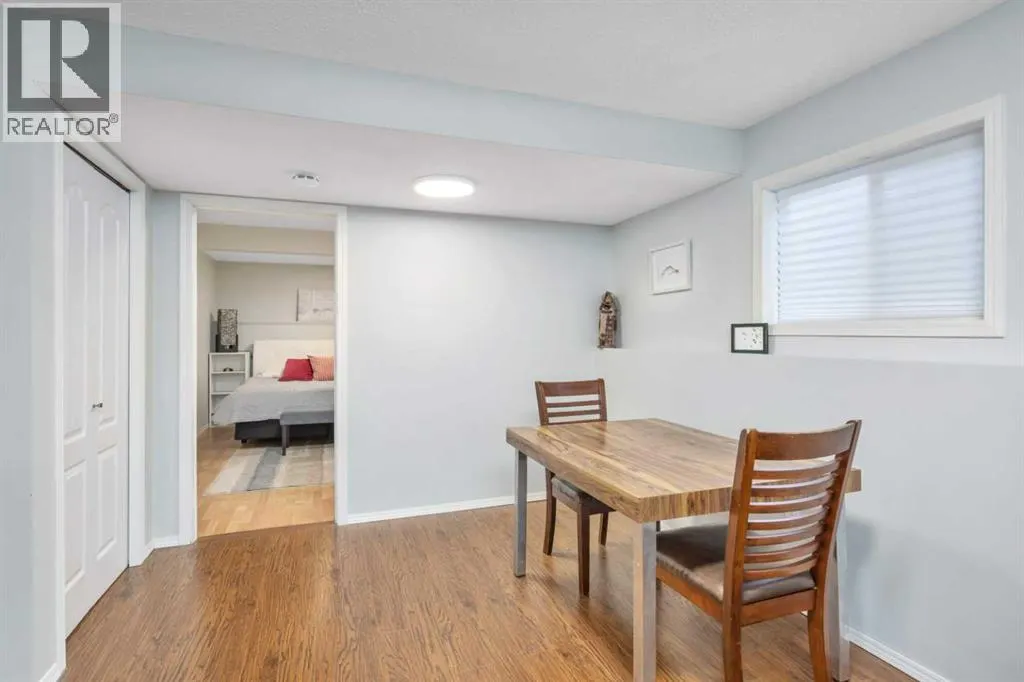46 Lexington Close