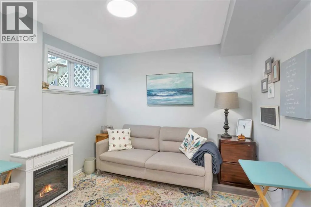 46 Lexington Close