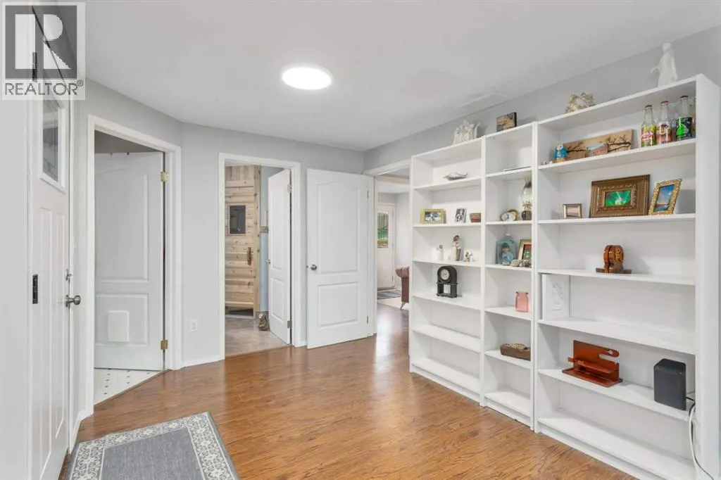 46 Lexington Close