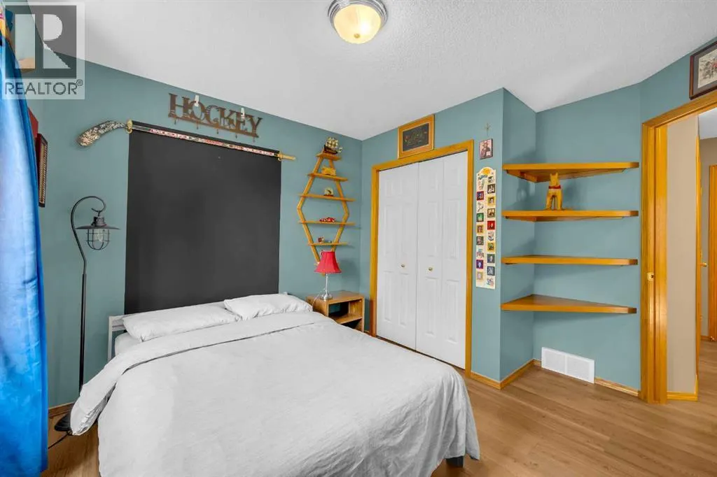 198 Panorama Hills Close NW