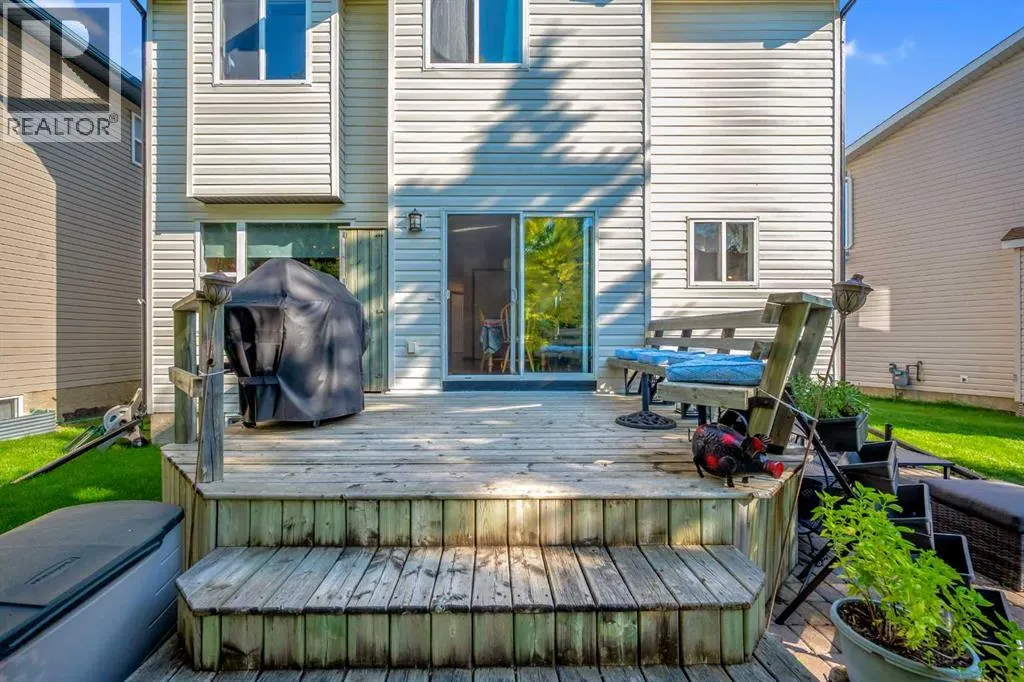 198 Panorama Hills Close NW