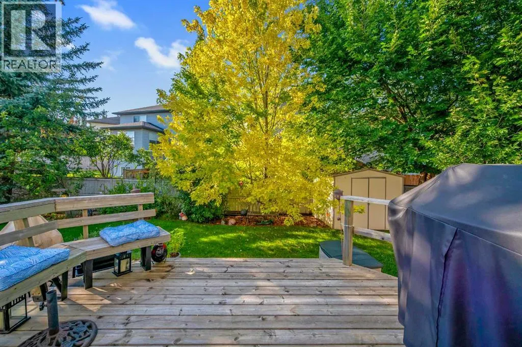 198 Panorama Hills Close NW