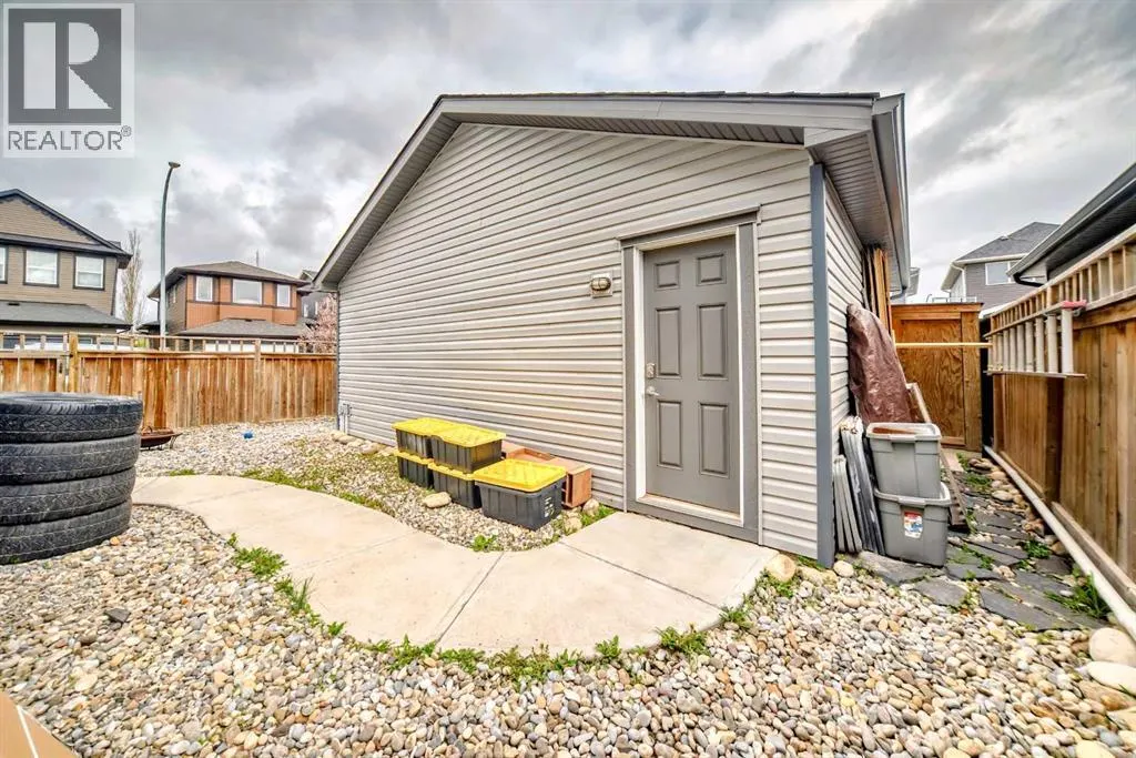 102 Evanspark Road NW