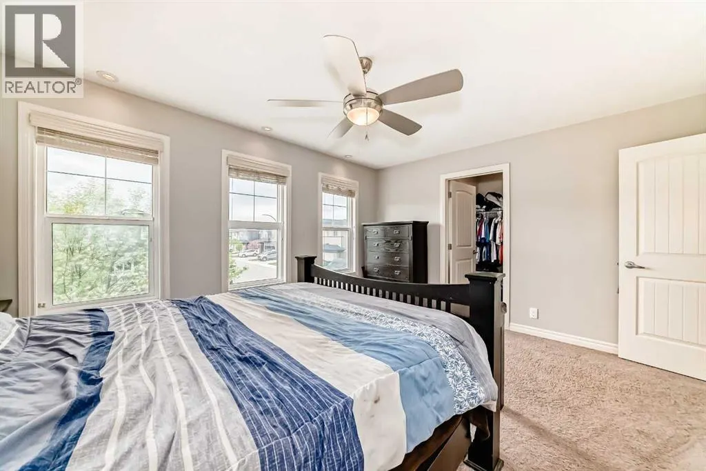 102 Evanspark Road NW