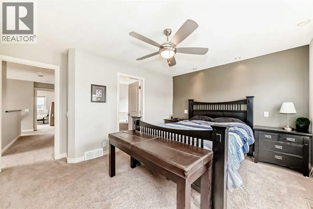 102 Evanspark Road NW