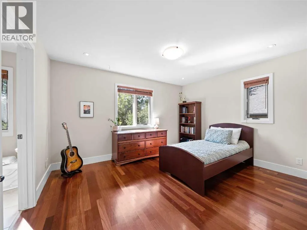 2716 Carleton Street SW