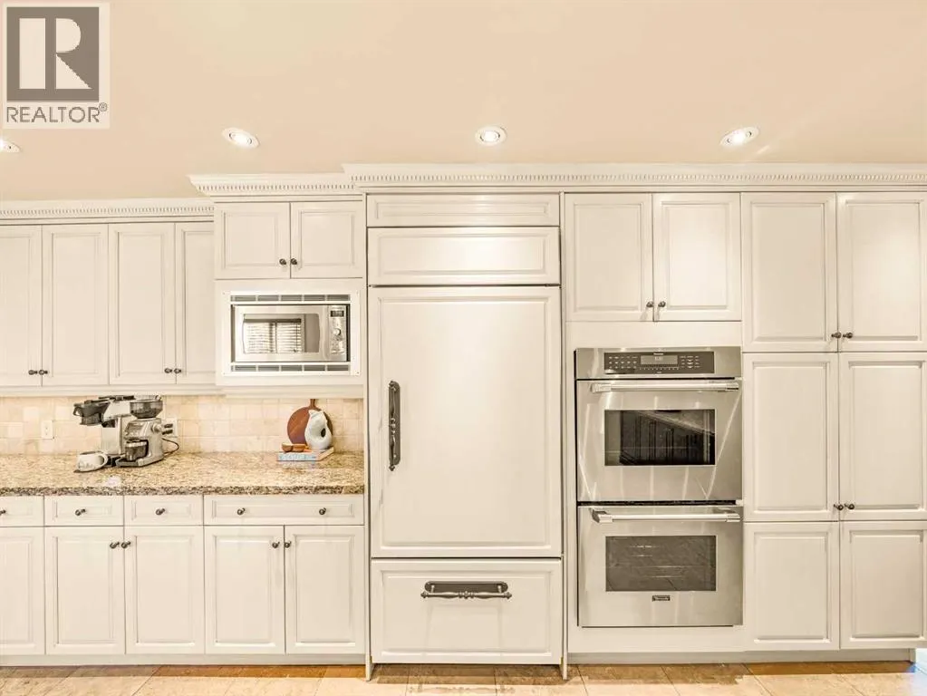 2716 Carleton Street SW
