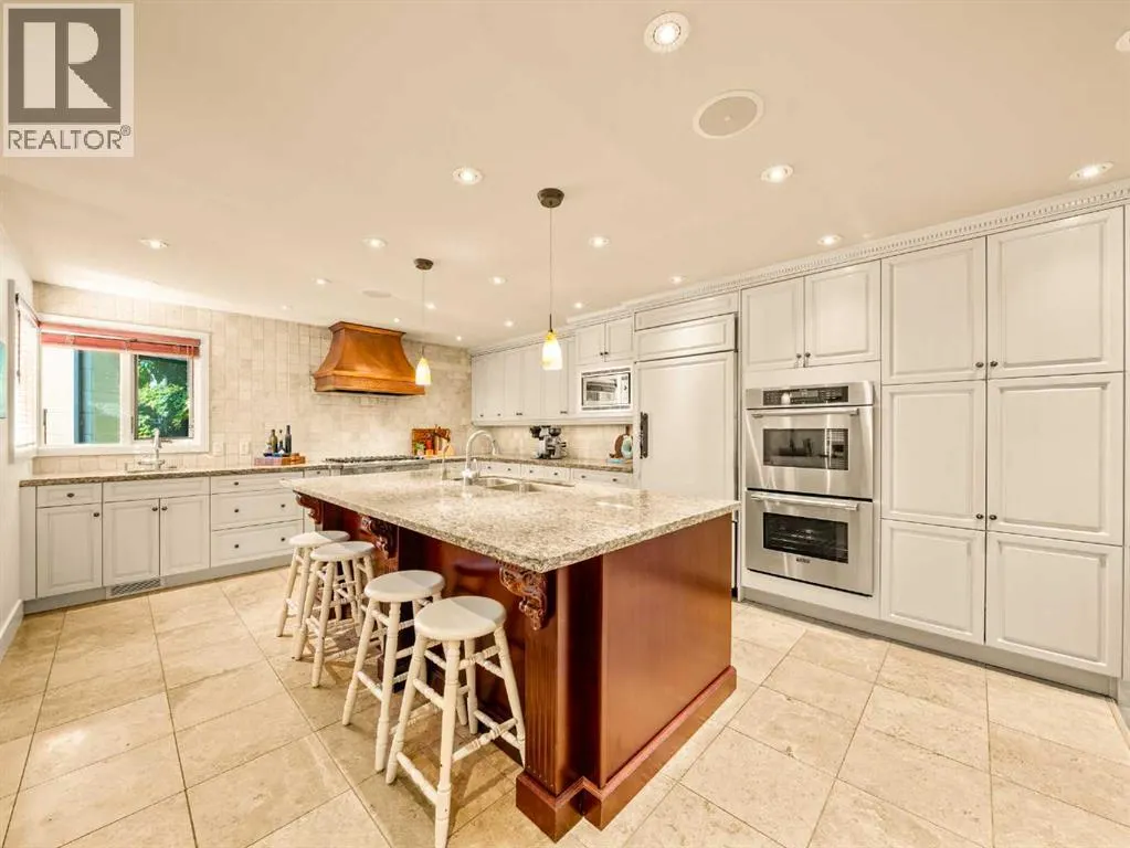 2716 Carleton Street SW