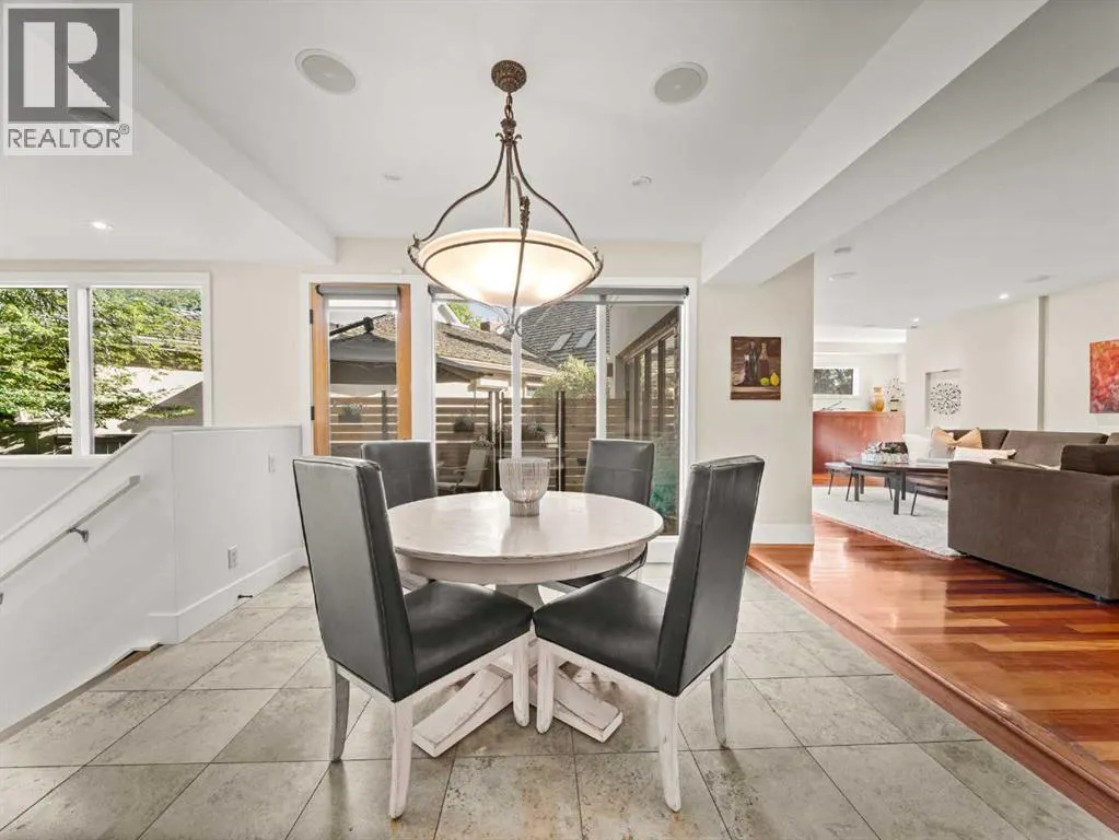 2716 Carleton Street SW