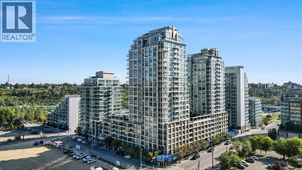 825, 222 Riverfront Avenue SW