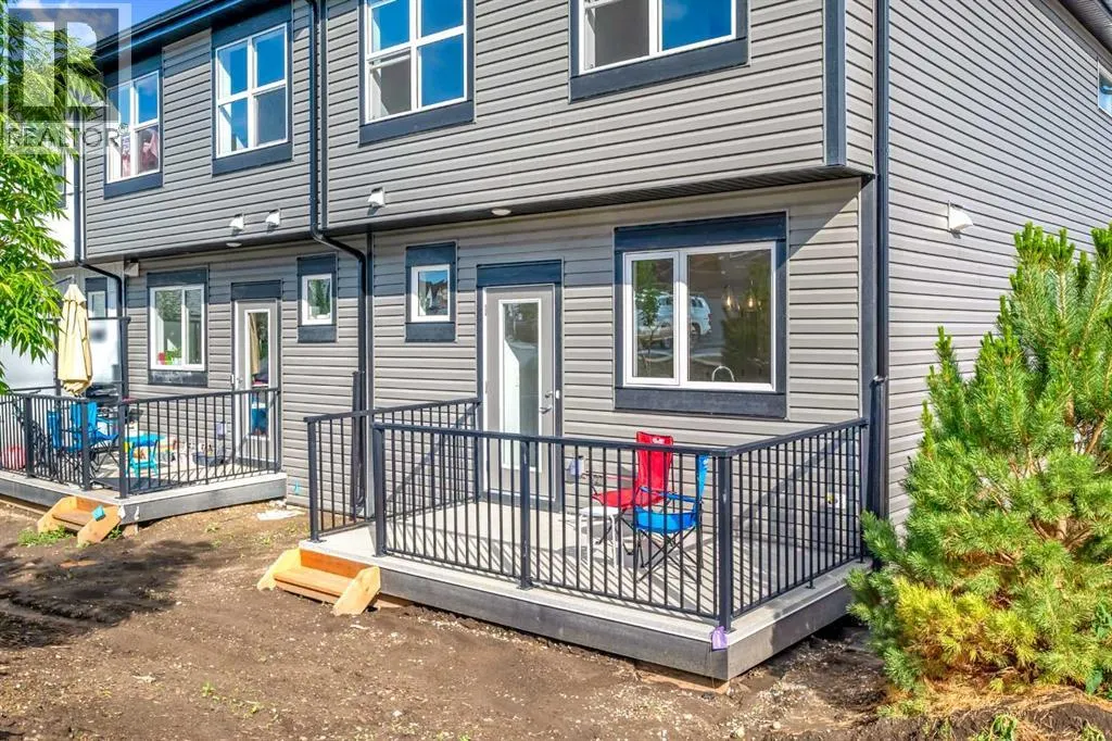 101, 25 Evanscrest Mews NW