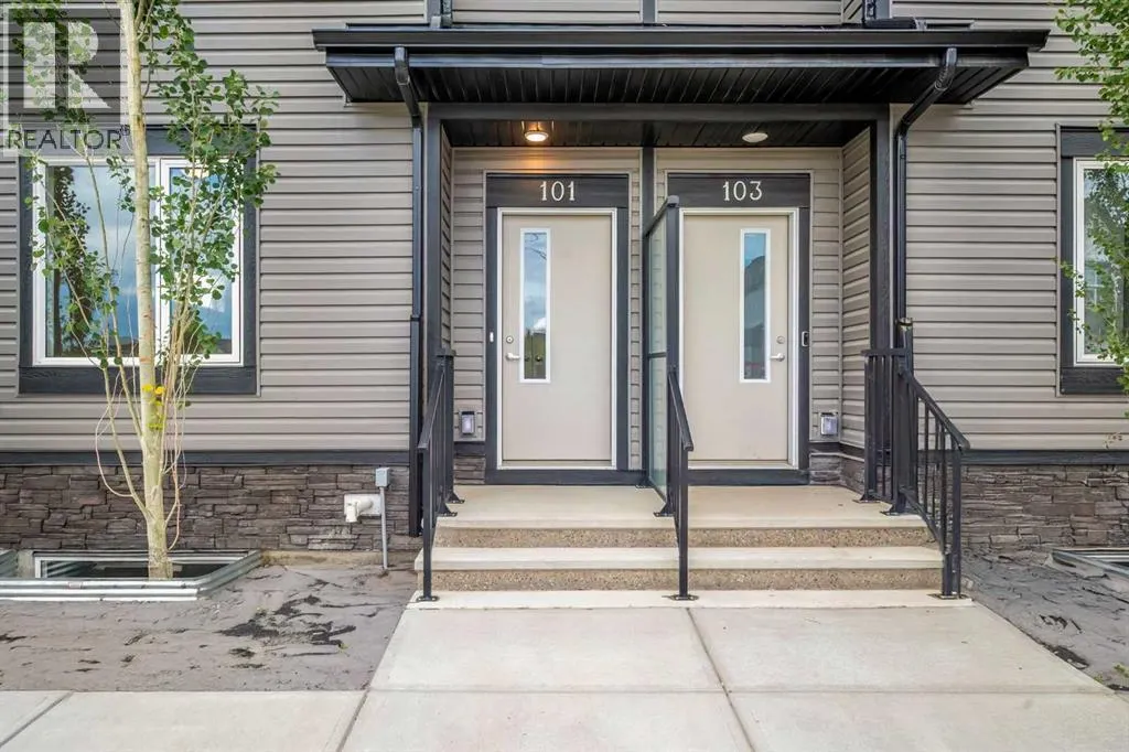 101, 25 Evanscrest Mews NW