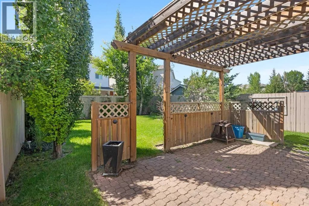 329 Bridleridge Way SW