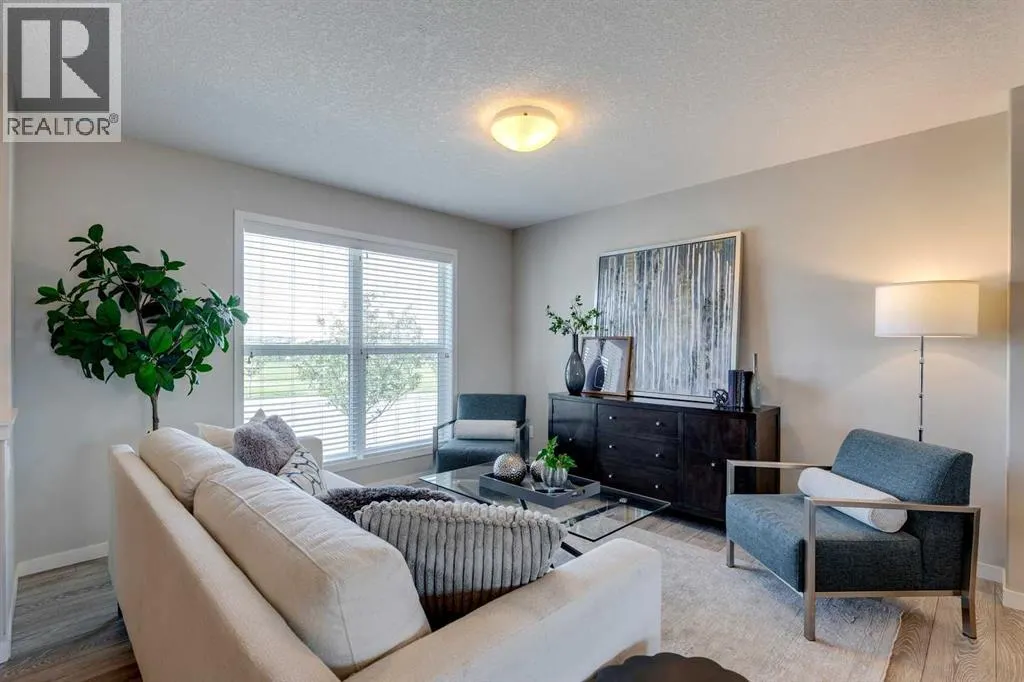 44 Howse Drive NE