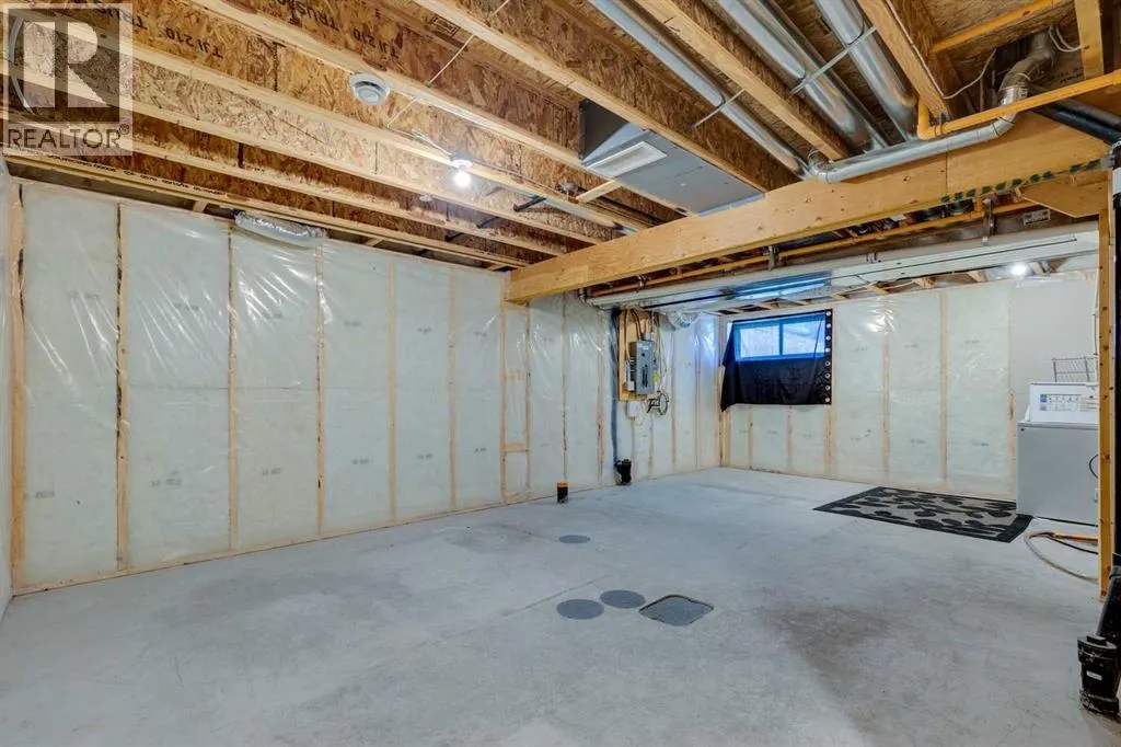 44 Howse Drive NE