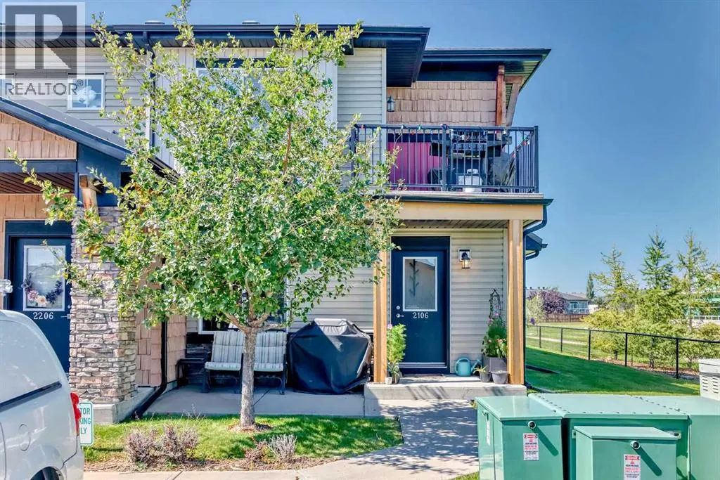 2106, 2781 Chinook Winds Drive SW