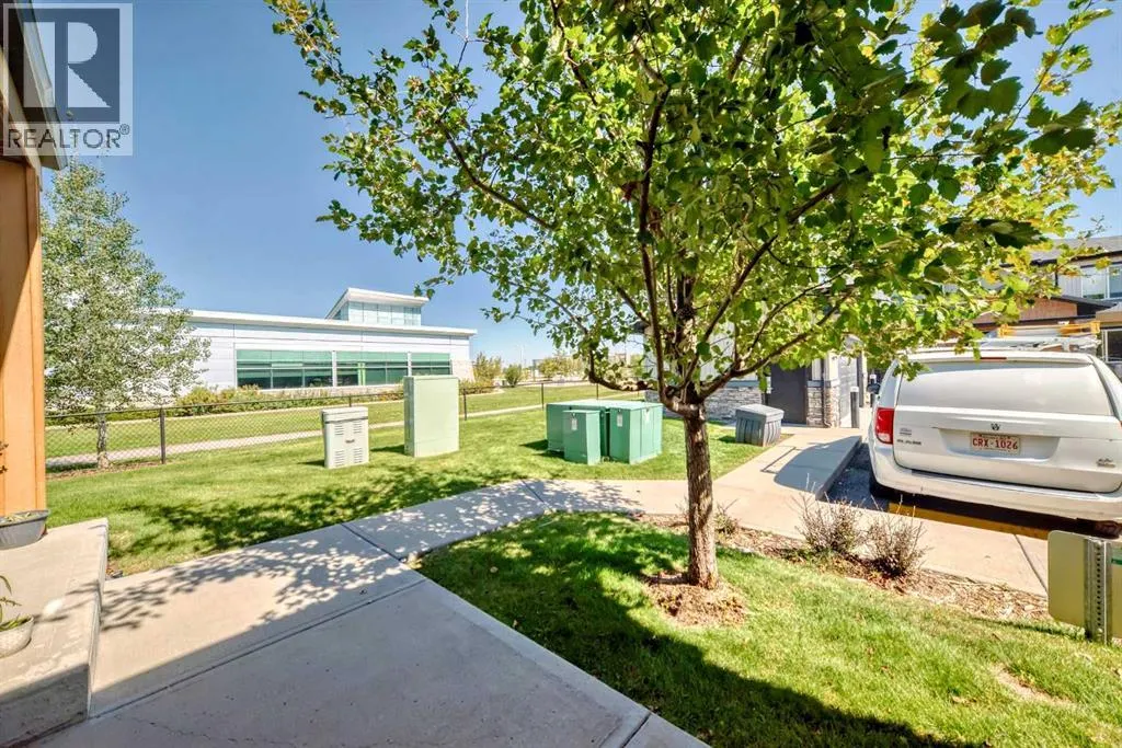 2106, 2781 Chinook Winds Drive SW