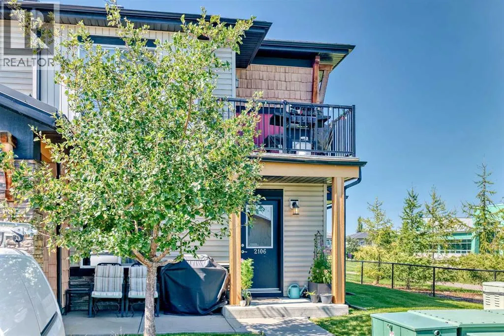 2106, 2781 Chinook Winds Drive SW