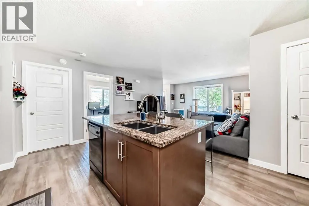 2106, 2781 Chinook Winds Drive SW