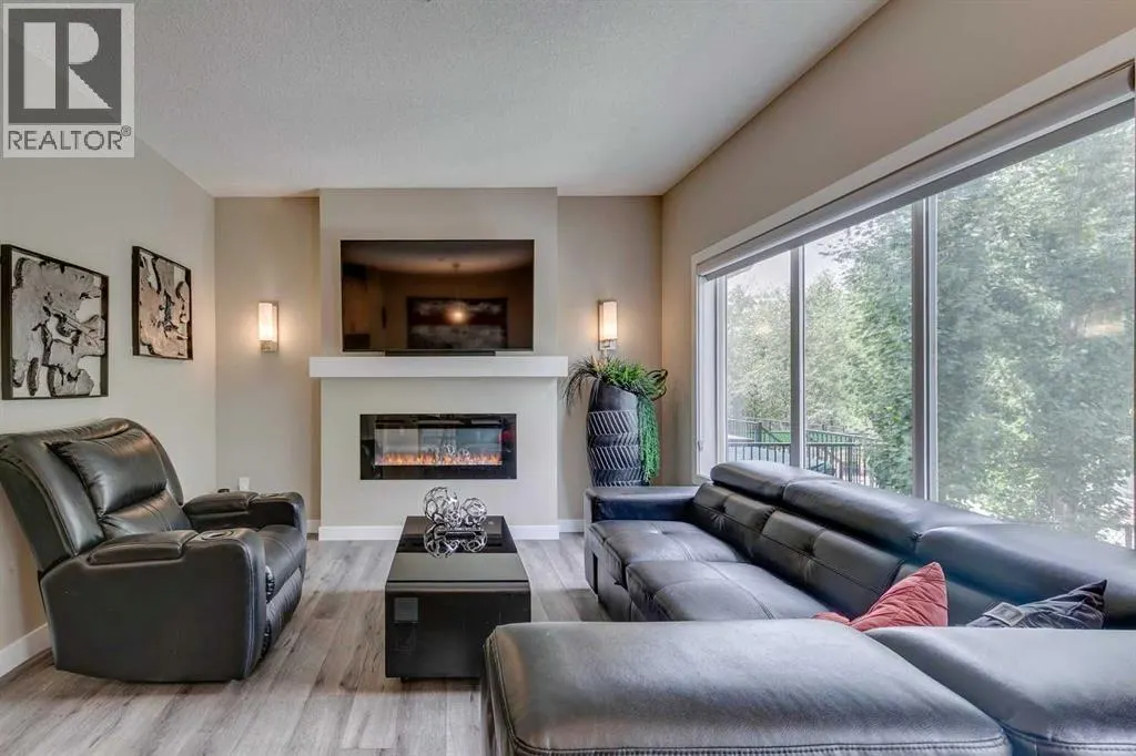 153 Walgrove Terrace SE