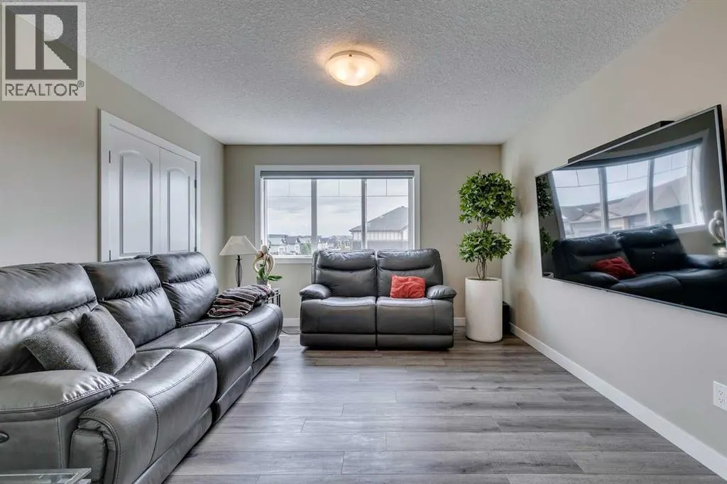 153 Walgrove Terrace SE