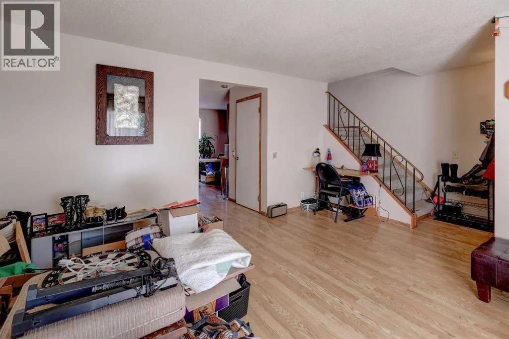 417 Ranchview Court NW