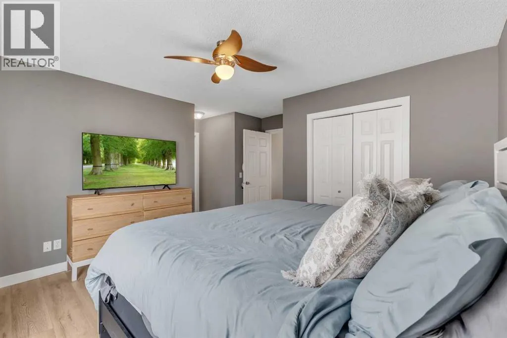 9 Sandarac Way NW